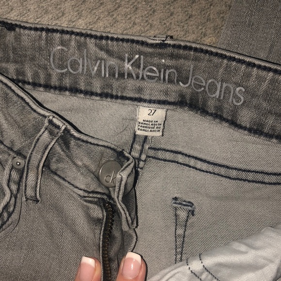 Calvin Klein skinny jeans size 27 - Picture 3 of 4